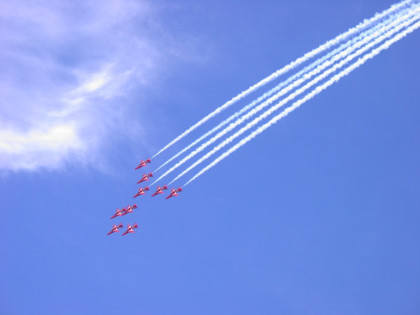 A taste of the Red Arrows over Fowey from 2007